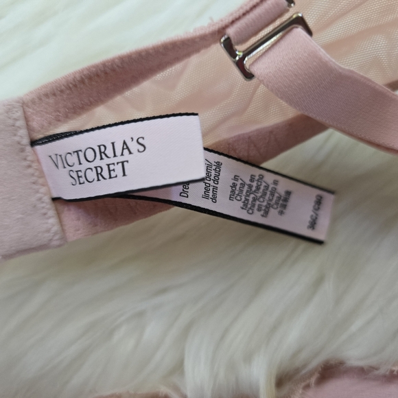 NWOT Victoria's Secret Bra 36C Bundle - Picture 5 of 9